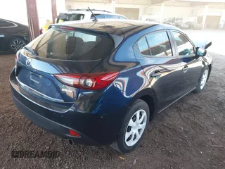 2014 Mazda 3 i Sport with VIN JM1BM1K75E1189548, listed as a IAAI auction lot 41882969 with 138,831 mi miles and . Bid and sale history available at carsss.com. Image 4.