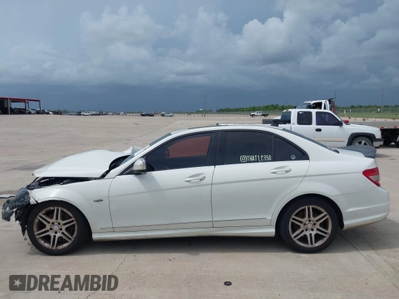 2009 Mercedes-Benz C 350 Sport with VIN WDDGF56XX9R062616, listed as a IAAI auction lot 42518928 with Not provided miles and . Bid and sale history available at DreamBid. Image 14.
