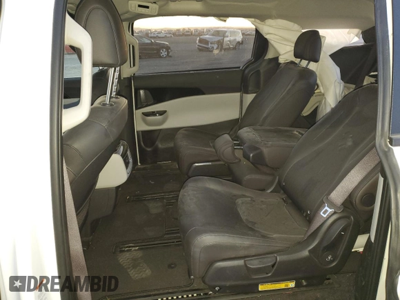 2024 Kia Carnival EX with VIN KNDNC5H32R6434262, listed as a Copart auction lot 84494394 with 4,373 mi miles and Salvage Title. Bid and sale history available at carsss.com. Image 11.