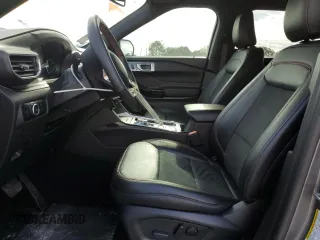 2024 Ford Explorer ST-Line with VIN 1FMSK7KH4RGA10464, listed as a Copart auction lot 43239635 with 4,786 mi miles and Salvage Title. Bid and sale history available at carsss.com. Image 7.