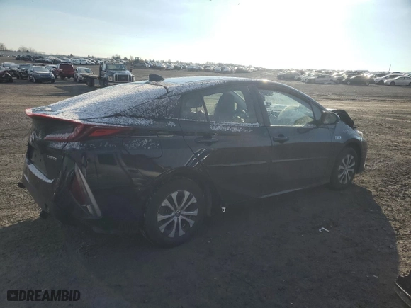 2022 Toyota Prius Prime LE with VIN JTDKAMFP2N3227570, listed as a Copart auction lot 84160194 with 0 mi miles and Salvage Title. Bid and sale history available at carsss.com. Image 3.