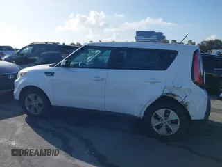 2014 Kia Soul with VIN KNDJN2A22E7086847, listed as a IAAI auction lot 41713412 with 112,294 mi miles. Bid and sale history available at carsss.com. Image 14.