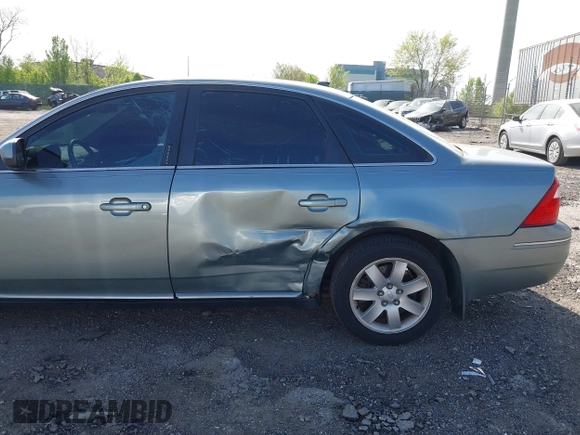 2007 Ford Five Hundred SEL with VIN 1FAFP24157G112188, listed as a IAAI auction lot 42092342 with 71,396 mi miles. Bid and sale history available at carsss.com. Image 6.