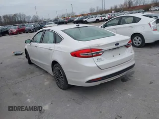 2017 Ford Fusion SE z VIN 3FA6P0HDXHR178108, wystawiony jako IAAI lot #41008773 z przebiegiem 96 598 mil mil oraz . Historia ofert i sprzedaży dostępna na DreamBid. Obrazek 3.