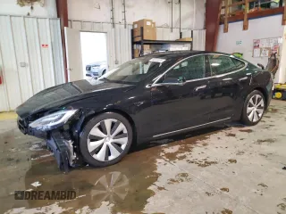 2021 Tesla Model S Long Range Plus z VIN 5YJSA1E20MF424386, wystawiony jako Copart lot #44233075 z przebiegiem 63 769 mil mil oraz Szkoda całkowita • Salvage title. Historia ofert i sprzedaży dostępna na DreamBid. Obrazek 1.