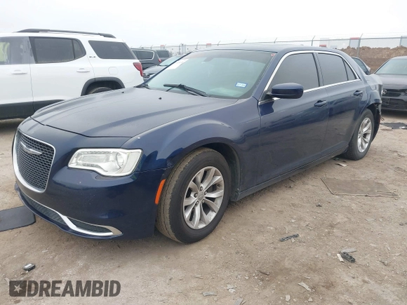 2015 Chrysler 300 Limited with VIN 2C3CCAAG5FH796498, listed as a IAAI auction lot 41520694 with 165,433 mi miles. Bid and sale history available at carsss.com. Image 17.