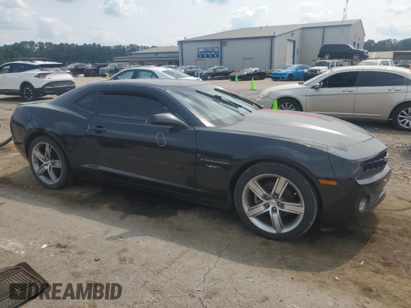 2012 Chevrolet Camaro 2LT z VIN 2G1FC1E30C9148002, wystawiony jako Copart lot #58833525 z przebiegiem 70 300 mil mil oraz Szkoda całkowita • Salvage title. Historia ofert i sprzedaży dostępna na DreamBid. Obrazek 4.