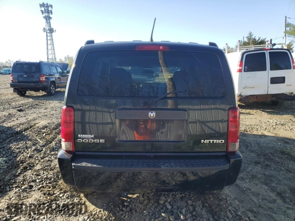 2011 Dodge Nitro Heat with VIN 1D4PT4GKXBW600645, listed as a Copart auction lot 53434985 with 129,904 mi miles and Clean Title. Bid and sale history available at DreamBid. Image 6.
