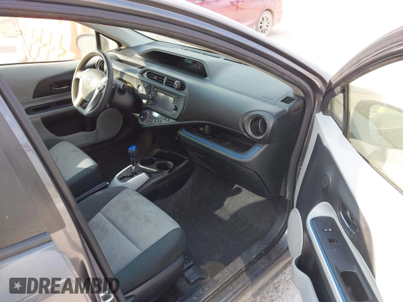2013 Toyota Prius One with VIN JTDKDTB32D1553545, listed as a IAAI auction lot 41697614 with 157,945 mi miles and . Bid and sale history available at carsss.com. Image 5.