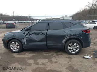 2019 Chevrolet Blazer with VIN 3GNKBHRS7KS586494, listed as a IAAI auction lot 41504223 with 1 mi miles. Bid and sale history available at carsss.com. Image 13.