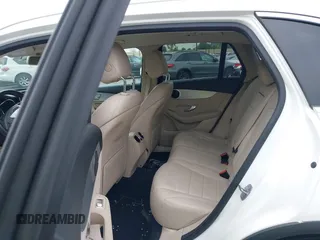 2019 Mercedes-Benz GLC 300 z VIN WDC0G4JB8KV182470, wystawiony jako IAAI lot #42429983 z przebiegiem 84 285 mil mil oraz . Historia ofert i sprzedaży dostępna na DreamBid. Obrazek 8.