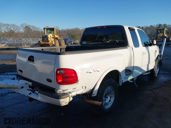 2003 Ford F-150 z VIN 2FTRX08W63CA22223, wystawiony jako IAAI lot #41382377 z przebiegiem 261 841 mil mil oraz . Historia ofert i sprzedaży dostępna na DreamBid. Obrazek 4.