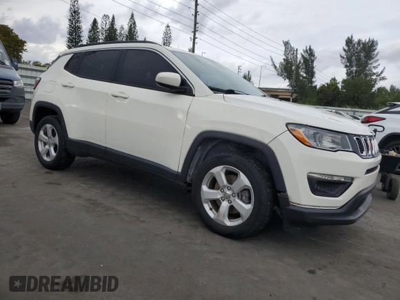 2019 Jeep Compass Latitude with VIN 3C4NJCBB3KT699410, listed as a Copart auction lot 59721025 with 44,506 mi miles and Non repairable. Bid and sale history available at DreamBid. Image 4.