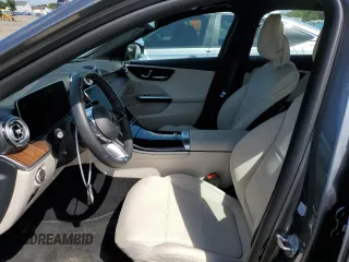 2023 Mercedes-Benz C 300 z VIN W1KAF4HB8PR088646, wystawiony jako Copart lot #65842993 z przebiegiem 3 263 mil mil oraz . Historia ofert i sprzedaży dostępna na DreamBid. Obrazek 7.