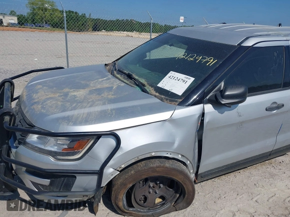 2018 Ford Police Interceptor Utility с VIN 1FM5K8AR6JGA32757, выставлен на аукционе IAAI как лот 42124791 с пробегом Не указан миль и . История ставок и продаж доступна на DreamBid. Изображение 21.