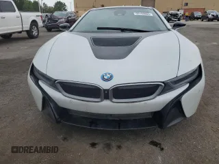 2014 BMW i8 z VIN WBY2Z2C51EVX64207, wystawiony jako Copart lot #56193905 z przebiegiem 84 427 mil mil oraz Czysty tytuł • Clean title. Historia ofert i sprzedaży dostępna na DreamBid. Obrazek 5.