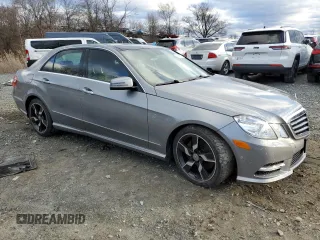 2013 Mercedes-Benz E-Class E 350 Luxury BlueTEC with VIN WDDHF2EB8DA675544, listed as a Copart auction lot 48018685 with 0 mi miles and Salvage Title. Bid and sale history available at carsss.com. Image 4.