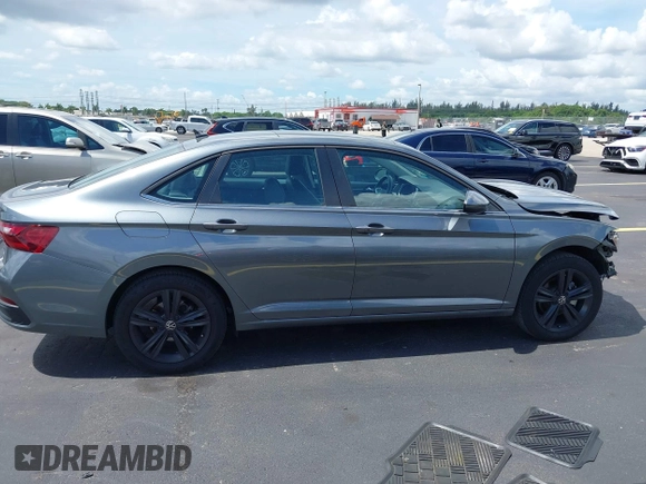 2024 Volkswagen Jetta SE with VIN 3VW7M7BU9RM005832, listed as a IAAI auction lot 42475250 with 10,036 mi miles and . Bid and sale history available at DreamBid. Image 14.