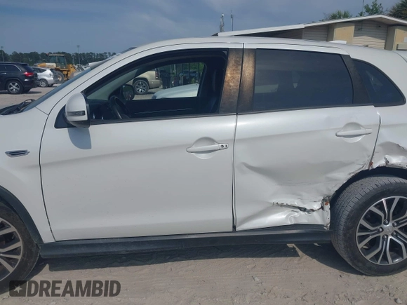 2018 Mitsubishi Outlander SE with VIN JA4AP3AW0JZ026707, listed as a IAAI auction lot 42171726 with 89,660 mi miles and . Bid and sale history available at DreamBid. Image 14.
