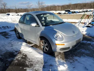 2006 Volkswagen New Beetle Coupe with VIN 3VWRG31C36M403745, listed as a Copart auction lot 41715975 with 92,850 mi miles and Clean Title. Bid and sale history available at carsss.com. Image 4.