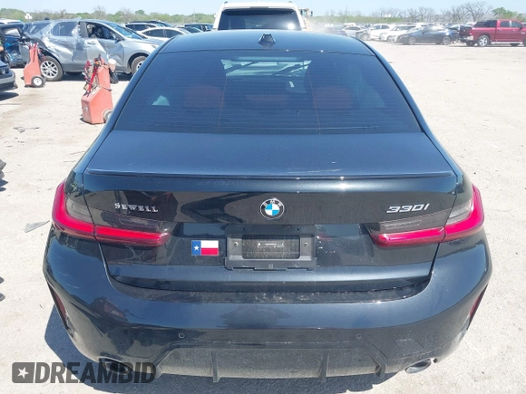 2024 BMW 3 Series 330i z VIN 3MW69FF05R8E87402, wystawiony jako IAAI lot #41973084 z przebiegiem 3 529 mil mil oraz . Historia ofert i sprzedaży dostępna na DreamBid. Obrazek 16.