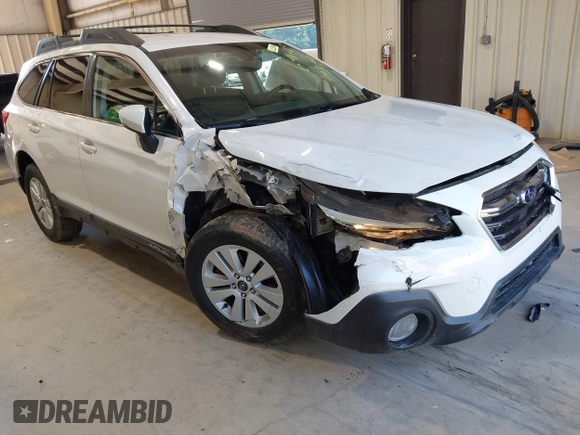 2018 Subaru Outback Premium z VIN 4S4BSAFC4J3313199, wystawiony jako IAAI lot #42573818 z przebiegiem 68 477 mil mil oraz . Historia ofert i sprzedaży dostępna na DreamBid. Obrazek 1.