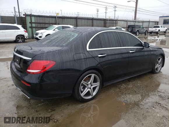 2017 Mercedes-Benz E-Class E 300 Luxury with VIN WDDZF4JB4HA039618, listed as a Copart auction lot 45012933 with 61,892 mi miles. Bid and sale history available at carsss.com. Image 3.
