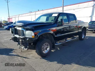 2002 Ford F-250 XL z VIN 1FTNW21F22EB74368, wystawiony jako IAAI lot #41636544 z przebiegiem 164 604 mil mil oraz . Historia ofert i sprzedaży dostępna na DreamBid. Obrazek 22.