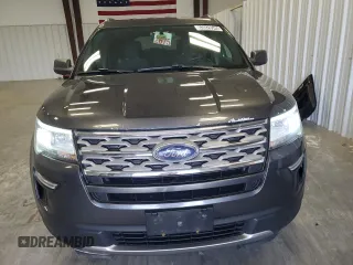 2018 Ford Explorer XLT z VIN 1FM5K7DH3JGA89737, wystawiony jako Copart lot #63029545 z przebiegiem 176 518 mil mil oraz Czysty tytuł • Clean title. Historia ofert i sprzedaży dostępna na DreamBid. Obrazek 5.