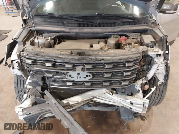 2017 Ford Explorer XLT с VIN 1FM5K8D89HGA27310, выставлен на аукционе IAAI как лот 42051535 с пробегом 111 483 миль миль и . История ставок и продаж доступна на DreamBid. Изображение 10.