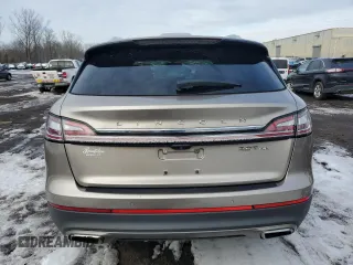 2019 Lincoln Nautilus Reserve z VIN 2LMPJ8L93KBL11136, wystawiony jako Copart lot #46173655 z przebiegiem 72 100 mil mil oraz Szkoda całkowita • Salvage title. Historia ofert i sprzedaży dostępna na DreamBid. Obrazek 6.