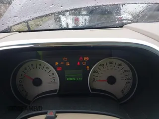 2008 Ford Explorer Eddie Bauer с VIN 1FMEU74E58UA00925, выставлен на аукционе IAAI как лот 42188683 с пробегом 208 692 миль миль и . История ставок и продаж доступна на DreamBid. Изображение 7.