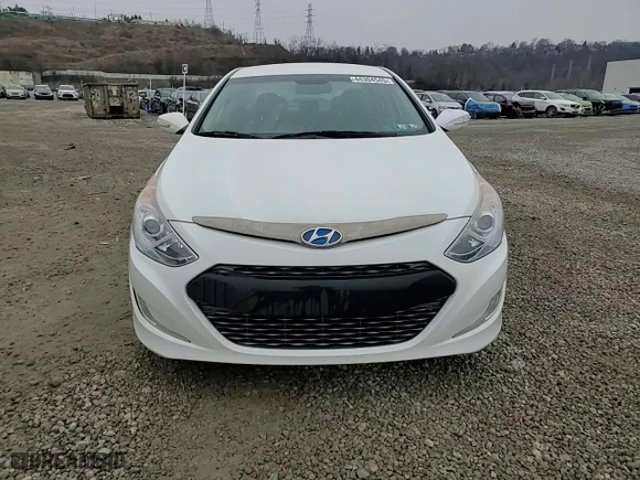 2013 Hyundai Sonata Hybrid with VIN KMHEC4A44DA080680, listed as a Copart auction lot 44304545 with 86,587 mi miles and Salvage Title. Bid and sale history available at carsss.com. Image 13.
