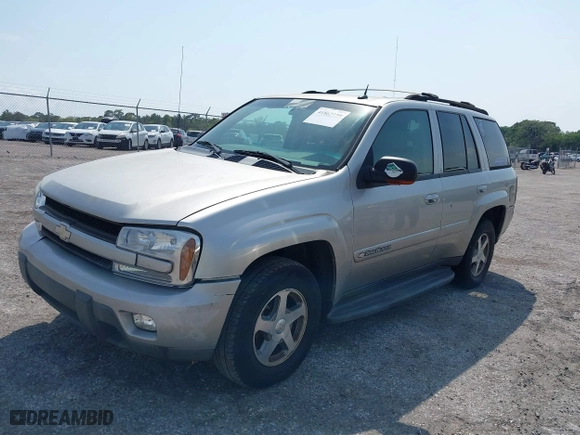 2004 Chevrolet TrailBlazer LT with VIN 1GNDS13SX42239605, listed as a IAAI auction lot 41862159 with 235,797 mi miles. Bid and sale history available at carsss.com. Image 6.