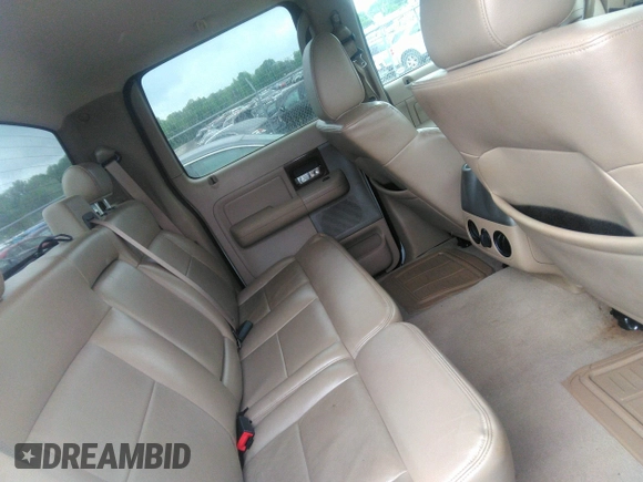 2007 Ford F-150 XLT with VIN 1FTPW14VX7FB04446, listed as a IAAI auction lot 42115454 with 247,066 mi miles. Bid and sale history available at carsss.com. Image 8.