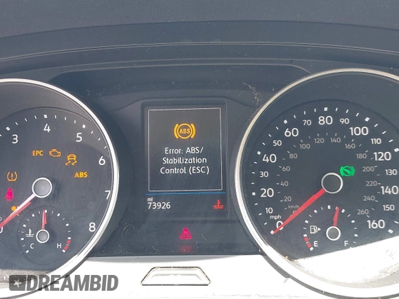 2018 Volkswagen Tiguan SEL z VIN 3VV2B7AX6JM195125, wystawiony jako IAAI lot #42523047 z przebiegiem 73 926 mil mil oraz . Historia ofert i sprzedaży dostępna na DreamBid. Obrazek 7.