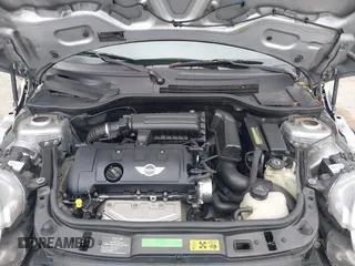 2007 MINI Hardtop with VIN WMWMF33557TU61953, listed as a IAAI auction lot 42678840 with 139,665 mi miles and . Bid and sale history available at DreamBid. Image 10.