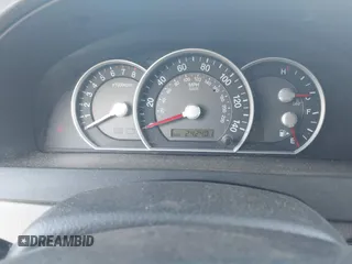 2007 Kia Sorento LX z VIN KNDJD736575665717, wystawiony jako IAAI lot #42383426 z przebiegiem 242 401 mil mil oraz . Historia ofert i sprzedaży dostępna na DreamBid. Obrazek 7.