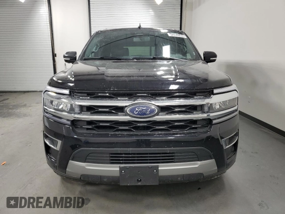 2024 Ford Expedition Max Limited with VIN 1FMJK2A80REA34966, listed as a Copart auction lot 45953305 with 25,357 mi miles and Clean title. Bid and sale history available at DreamBid. Image 5.