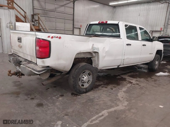 2016 Chevrolet Silverado 2500HD Work Truck with VIN 1GC1KUEG0GF122716, listed as a IAAI auction lot 41435095 with 172,962 mi miles. Bid and sale history available at carsss.com. Image 4.