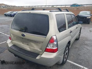 2006 Subaru Forester 2.5 X with VIN JF1SG636X6H741781, listed as a IAAI auction lot 41781862 with 177,540 mi miles. Bid and sale history available at carsss.com. Image 4.
