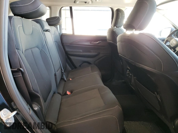 2024 Jeep Grand Cherokee Laredo with VIN 1C4RJHAG0RC700496, listed as a Copart auction lot 88449625 with 32,049 mi miles and Clean title. Bid and sale history available at DreamBid. Image 11.