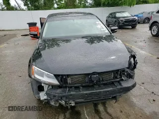 2015 Volkswagen Jetta SE z VIN 3VWD17AJ0FM356093, wystawiony jako Copart lot #60301455 z przebiegiem 106 253 mil mil oraz Szkoda całkowita • Salvage title. Historia ofert i sprzedaży dostępna na DreamBid. Obrazek 13.