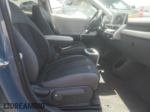 2024 Hyundai Ioniq 5 SE z VIN KM8KMDDF9RU330563, wystawiony jako Copart lot #59802775 z przebiegiem 7 689 mil mil oraz Szkoda całkowita • Salvage title. Historia ofert i sprzedaży dostępna na DreamBid. Obrazek 7.