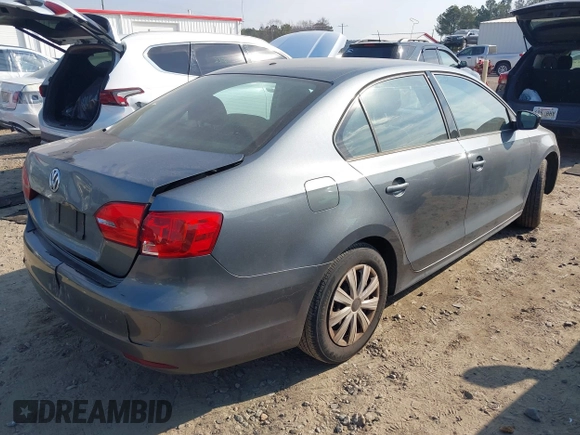 2013 Volkswagen Jetta Sedan S with VIN 3VW2K7AJ2DM318141, listed as a IAAI auction lot 41686616 with 134,294 mi miles. Bid and sale history available at carsss.com. Image 4.