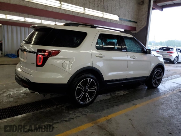 2015 Ford Explorer Sport z VIN 1FM5K8GTXFGC15296, wystawiony jako Copart lot #57450975 z przebiegiem 108 063 mil mil oraz Nie do naprawy • Non repairable. Historia ofert i sprzedaży dostępna na DreamBid. Obrazek 3.