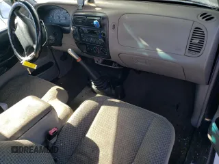 1999 Ford Ranger XLT with VIN 1FTZR15X2XTA46995, listed as a Copart auction lot 44135215 with 268,196 mi miles and Non repairable. Bid and sale history available at DreamBid. Image 8.