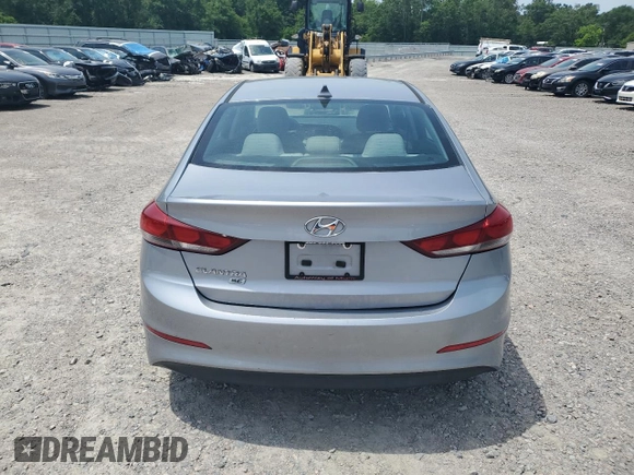 2017 Hyundai Elantra SE z VIN 5NPD74LF4HH151846, wystawiony jako Copart lot #56377315 z przebiegiem 176 200 mil mil oraz Szkoda całkowita • Salvage title. Historia ofert i sprzedaży dostępna na DreamBid. Obrazek 6.