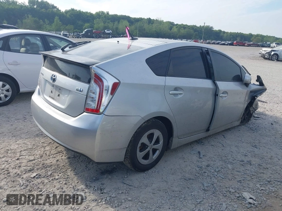 2013 Toyota Prius One with VIN JTDKN3DU8D5635176, listed as a IAAI auction lot 40110997 with 145,199 mi miles. Bid and sale history available at carsss.com. Image 4.