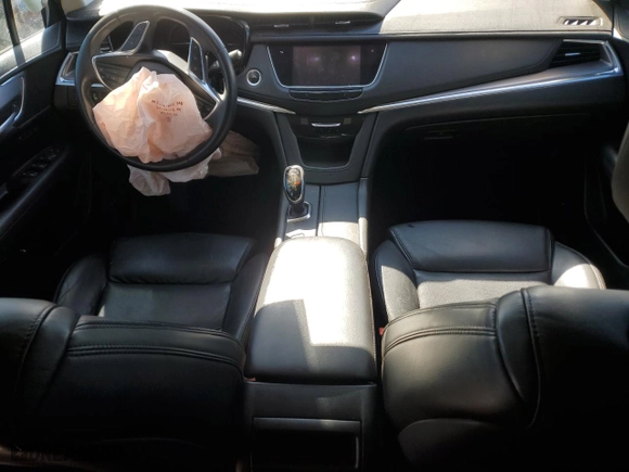 2017 Cadillac XT5 Premium Luxury FWD with VIN 1GYKNCRS7HZ307330, listed as a Copart auction lot 46046175 with NaN miles and Salvage Title. Bid and sale history available at carsss.com. Image 8.